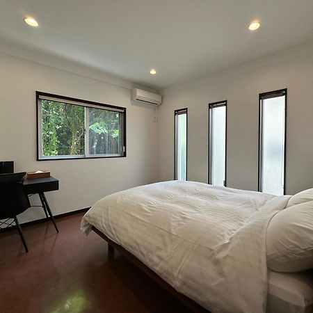 White Reef Apartment Uruma Exterior foto