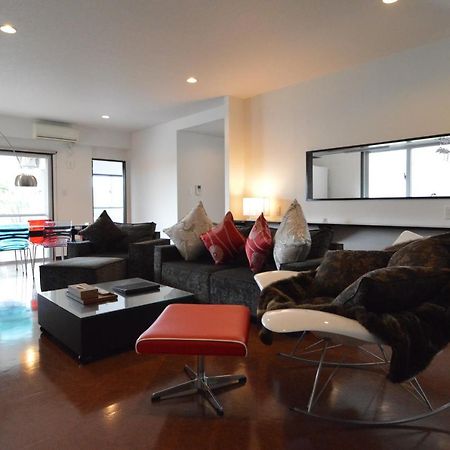 White Reef Apartment Uruma Exterior foto