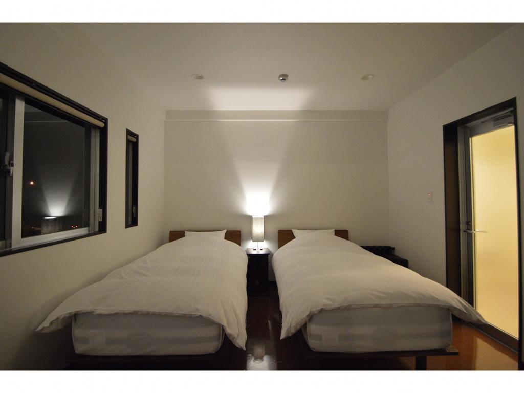 White Reef Apartment Uruma Exterior foto